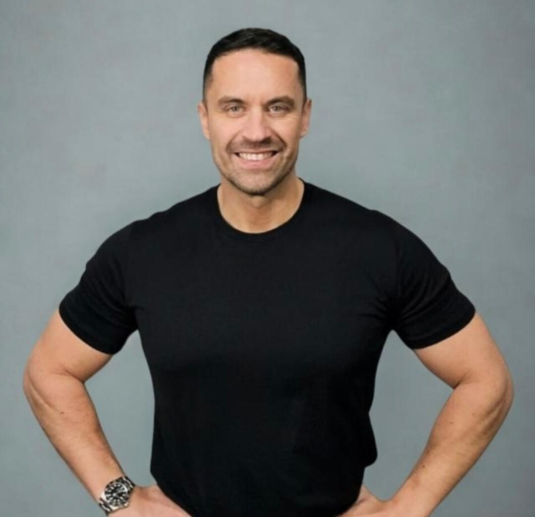 Derek Brettel - Profile Picture